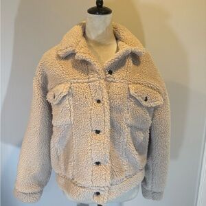 Rails NWOT sz S - Cream Sherpa/Teddy Trucker Jacket